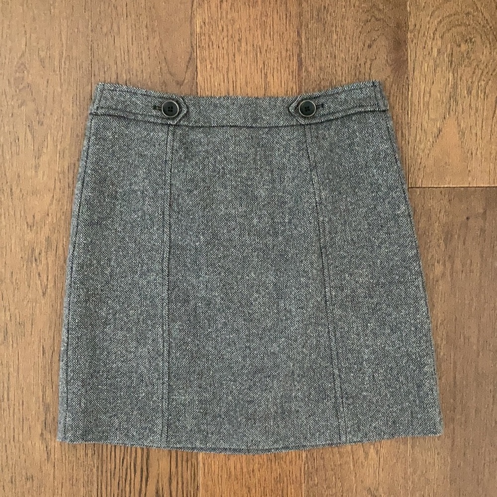 Gray wool skirt